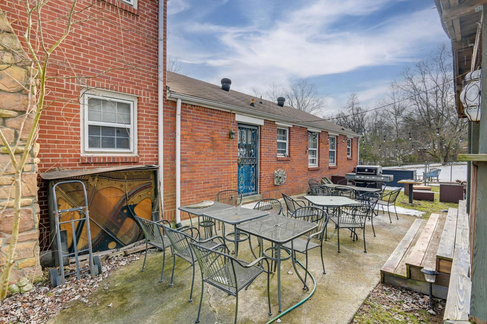 6 Mi To Downtown 70S-Themed Home In Nashville! Exterior photo